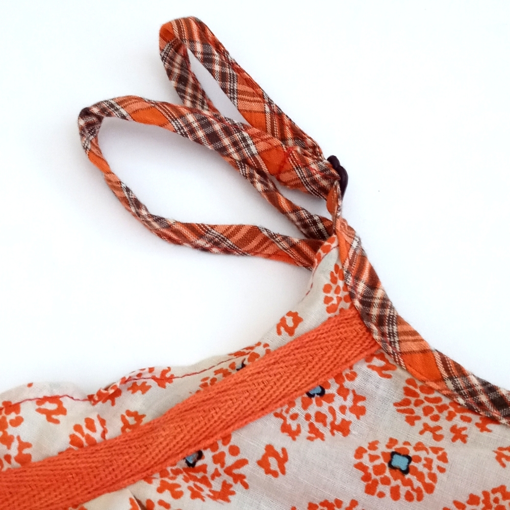 *Relisted* 🌿 Charlotte Russe Orange Patchwork Floral Top Adjustable Straps S - Picture 6 of 8